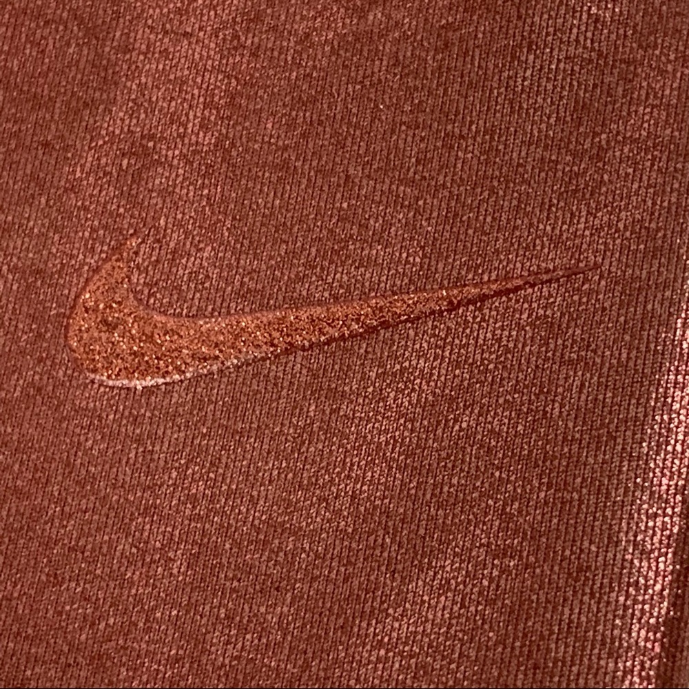 Nike Dry Performance Sportswear Leggings. S26 - Picture 7 of 9